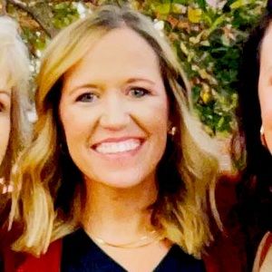 Meet your Posher, Lydia